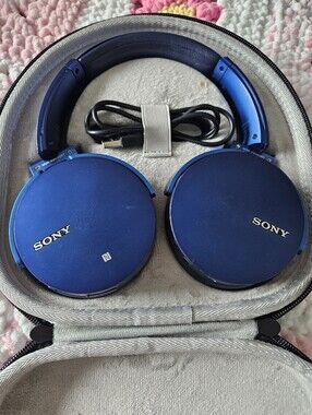 SONY MDR-XB950BT Extra BASS Bluetooth Headphones